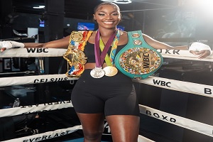 peleadores de boxeo femenino - foto de Claressa Shields