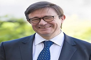 Dr. Andrés Cervantes Ruipérez