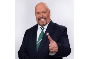 comentaristas de fútbol - Enrique "Perro" Bermúdez